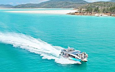 1 Day Whitsunday Island Adventure Tour from Airlie Beach