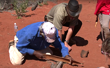 1 Day Seit Cave Hill Indigenous Experience from Ayers Rock to Ayers Rock