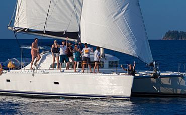 2 Day/2 Night Whitsunday Blue Whitsunday Islands Sailing Tour from Airlie Beach